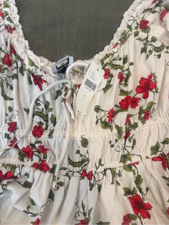 Anthropologie Tops - Anthropologie adorable flowy top. NWT.